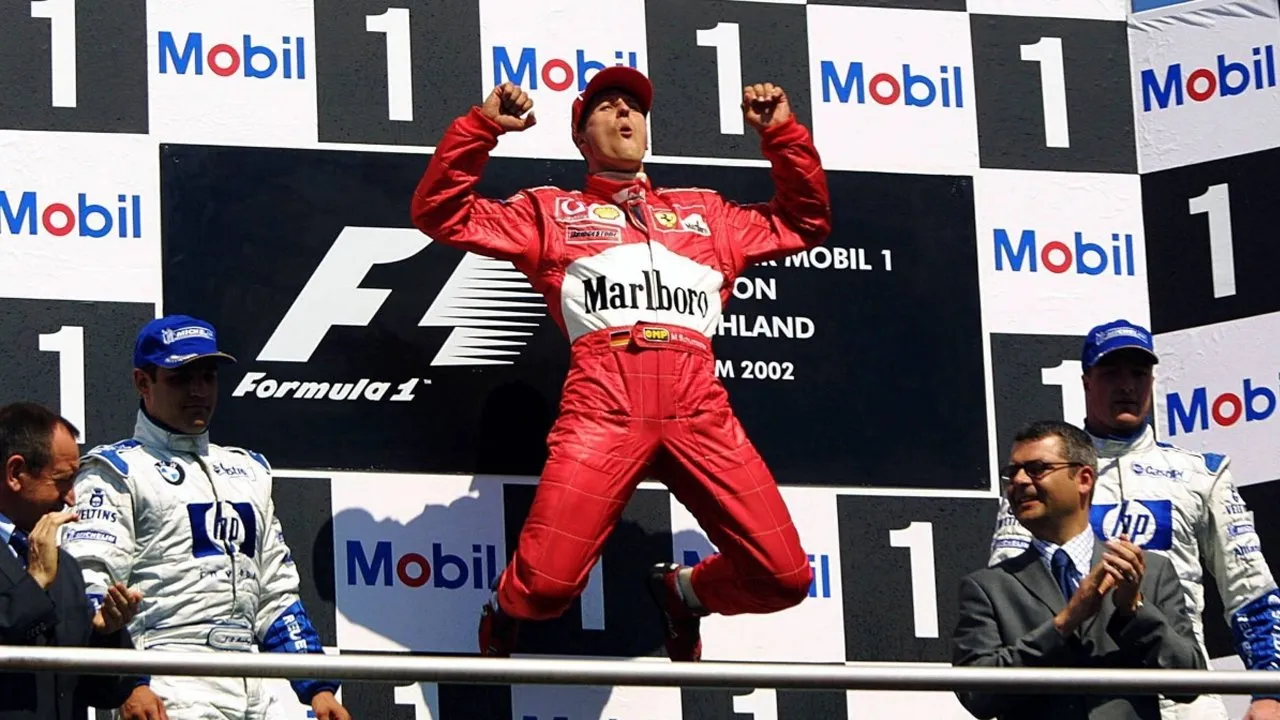 Filme Michael''s Record Year: The Official Review Of The 2002 FIA Formula One World Championship Imagem Do Filme Michael''s Record Year: The Official Review Of The 2002 FIA Formula One World Championship