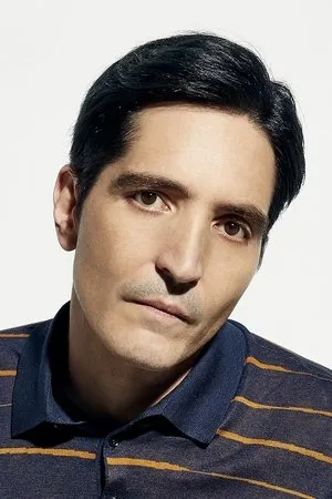 pessoa David Dastmalchian