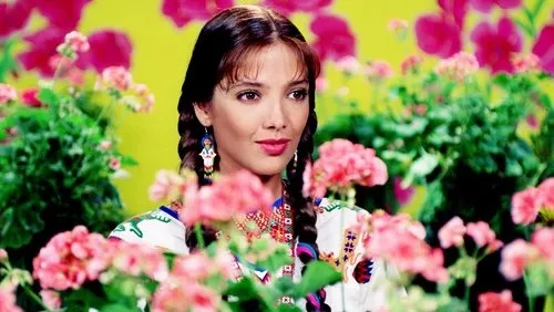 Background Maria Isabel