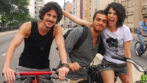 Background Aline