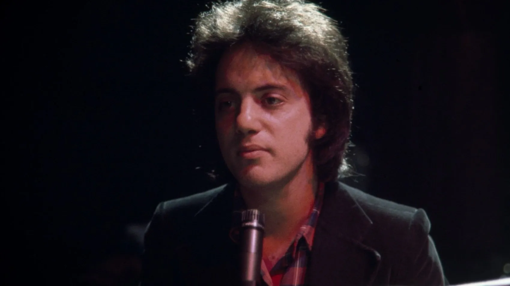 Background Billy Joel: And So It Goes
