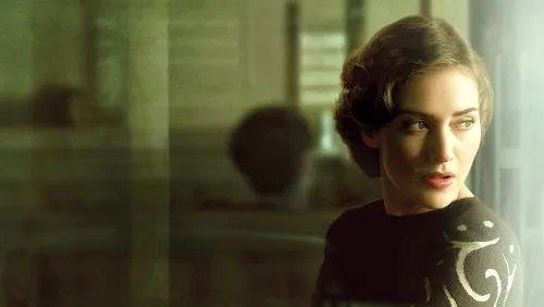 Background Mildred Pierce