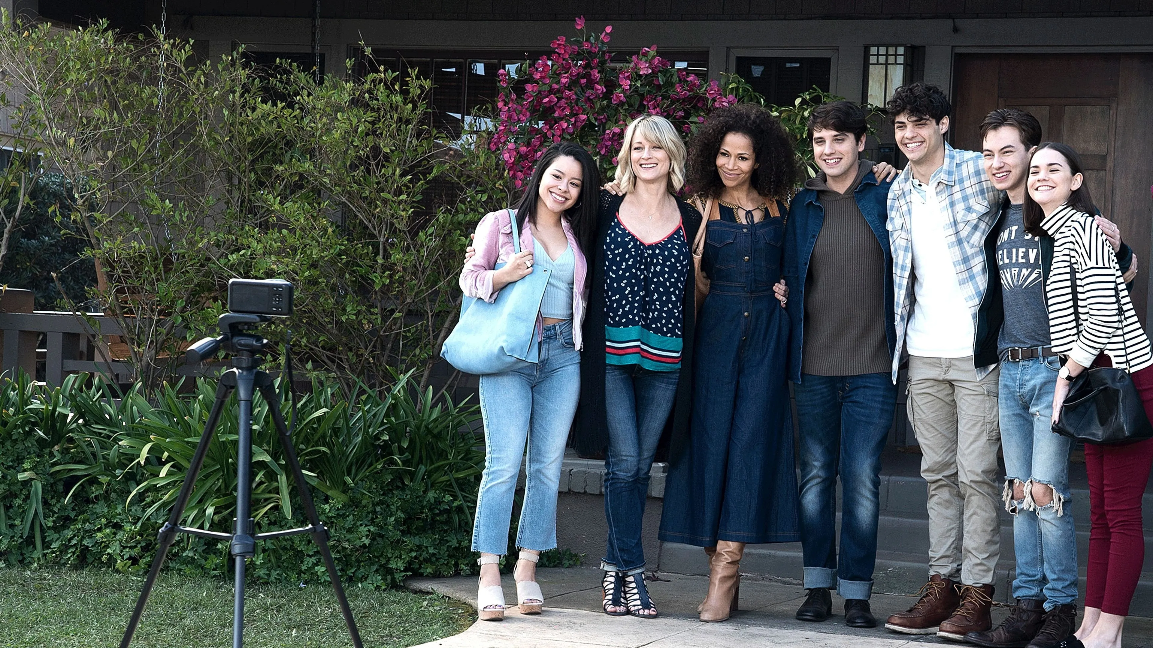 Background Os Fosters: Família Adotiva