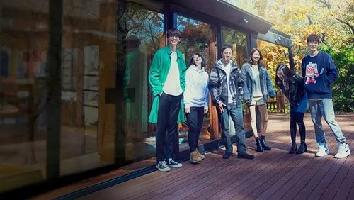 Background Terrace House: Opening New Doors
