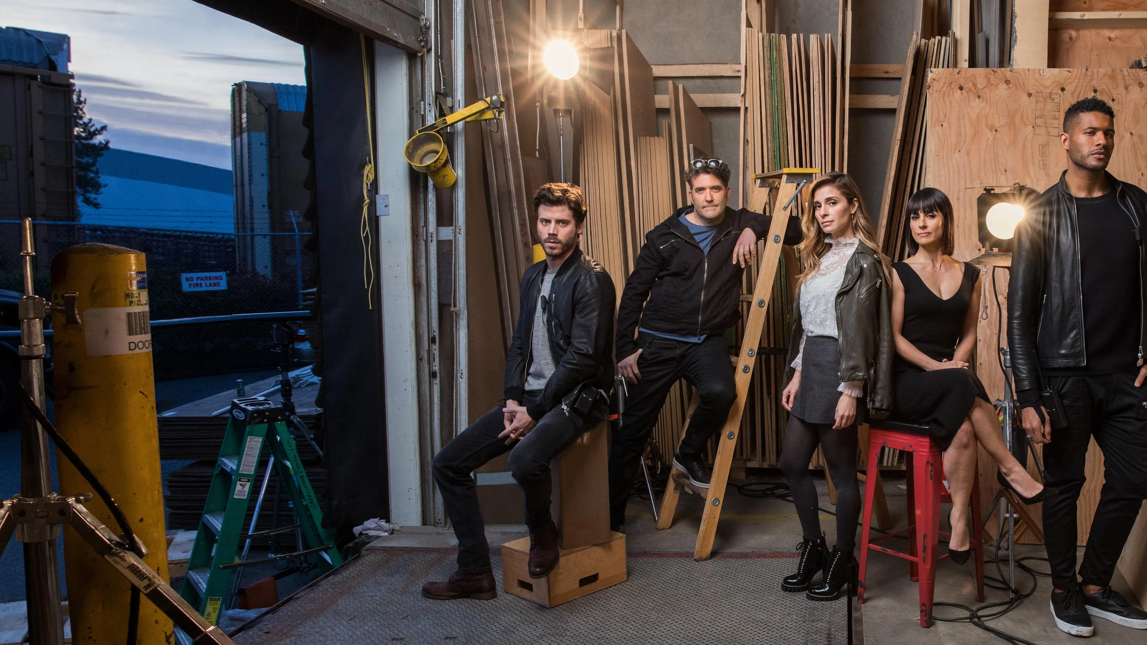 Background UnREAL: Nos Bastidores de um Reality