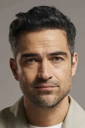 pessoa Alfonso Herrera
