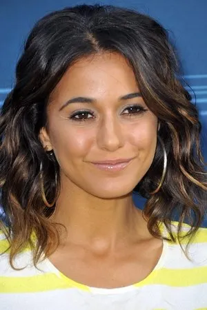 pessoa Emmanuelle Chriqui