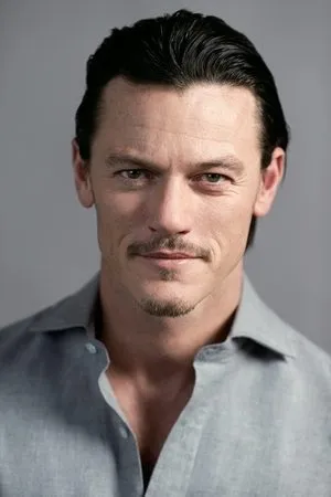 pessoa Luke Evans
