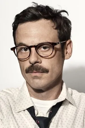 pessoa Scoot McNairy